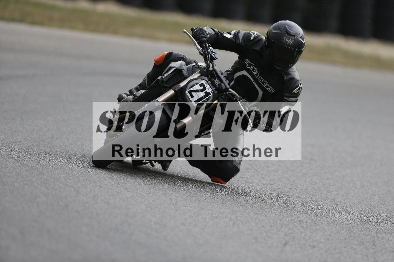 /37 09.08.2026  Pluess Motosport ADR/Einsteiger/21
